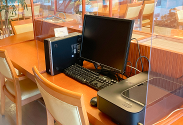 インターネットコーナー
